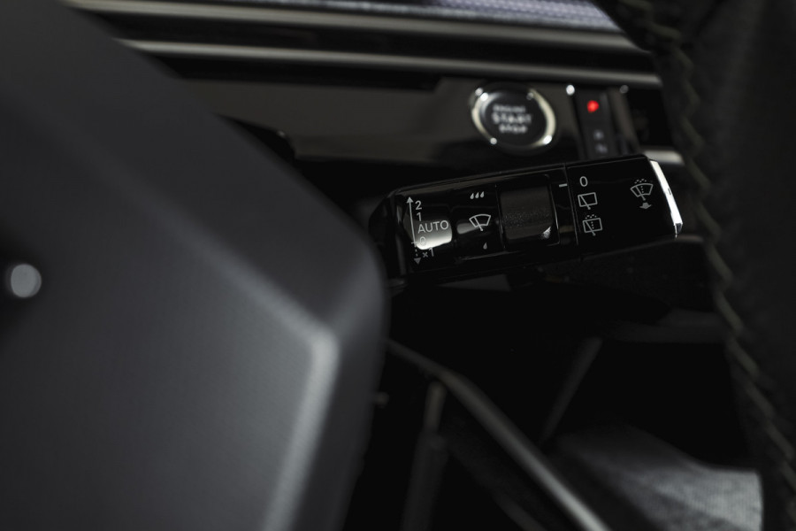 Peugeot 5008 1.2 Hybrid 145 GT 7-pers | Dig. Cockpit | Adapt. Cruise | Stoel-+Stuurverw. | PDC | 360 Camera | NAV + App. Connect | ECC | Elek. Klep | LM 19" | 7733