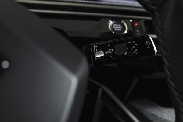 Peugeot 5008 1.2 Hybrid 145 GT 7-pers | Dig. Cockpit | Adapt. Cruise | Stoel-+Stuurverw. | PDC | 360 Camera | NAV + App. Connect | ECC | Elek. Klep | LM 19" | 7733