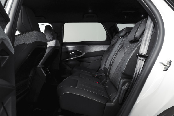 Peugeot 5008 1.2 Hybrid 145 GT 7-pers | Dig. Cockpit | Adapt. Cruise | Stoel-+Stuurverw. | PDC | 360 Camera | NAV + App. Connect | ECC | Elek. Klep | LM 19" | 7733