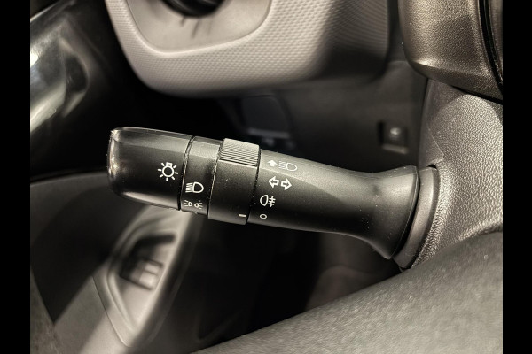 Peugeot 108 1.0 e-VTi Active Airco Bluetooth Led DAB 5 deurs
