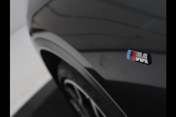 BMW X2 sDrive20i High Executive M-sport | Sportstoelen | Alcantara | Climate control | Full LED | Stoelverwarming | Cruise control | Park assist | Sfeerverlichting | 19'' |