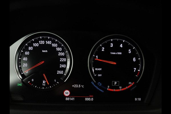 BMW X2 sDrive20i High Executive M-sport | Sportstoelen | Alcantara | Climate control | Full LED | Stoelverwarming | Cruise control | Park assist | Sfeerverlichting | 19'' |