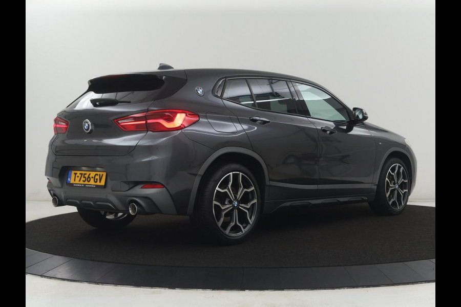 BMW X2 sDrive20i High Executive M-sport | Sportstoelen | Alcantara | Climate control | Full LED | Stoelverwarming | Cruise control | Park assist | Sfeerverlichting | 19'' |