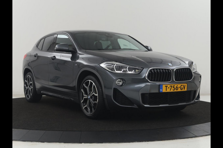 BMW X2 sDrive20i High Executive M-sport | Sportstoelen | Alcantara | Climate control | Full LED | Stoelverwarming | Cruise control | Park assist | Sfeerverlichting | 19'' |