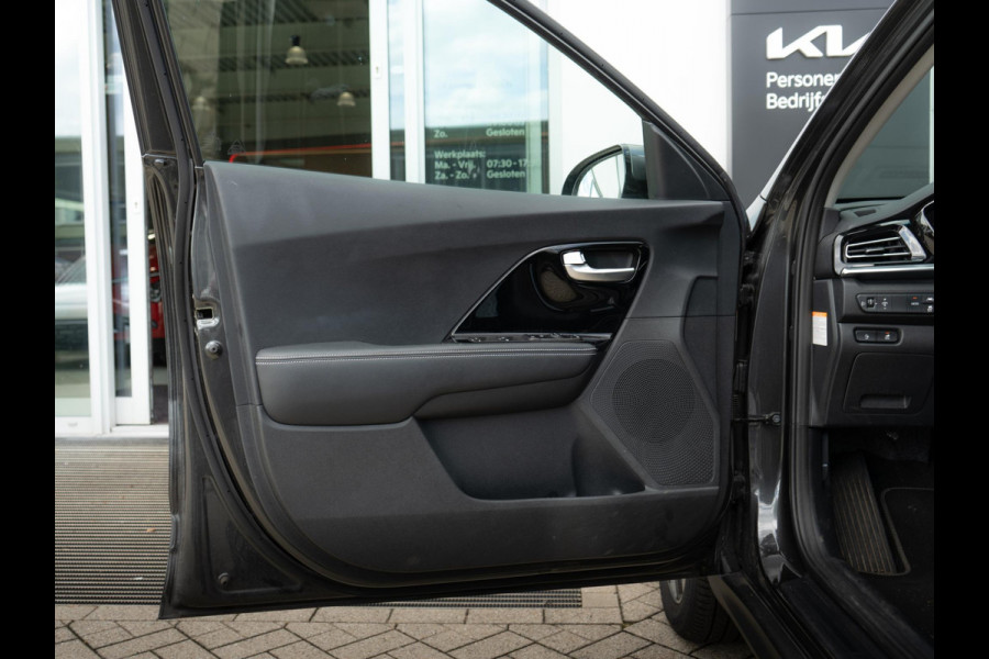 Kia e-Niro DynamicPlusLine 64 kWh | Achteruitrijcamera |Stoel en stuurverwarming |