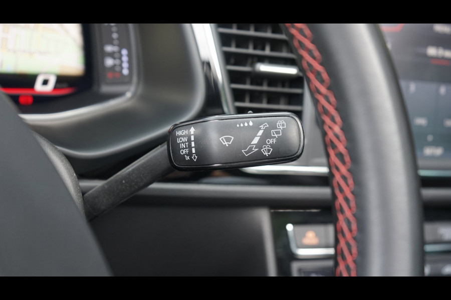 Seat Leon ST 2.0 TSI FR Ultimate Black Edition AUTOMAAT|ACC|AMBIANCE|BEATS|CAMERA|KEYLESS|MODE|PANORAMA|TREKHAAK|VIRTUEEL