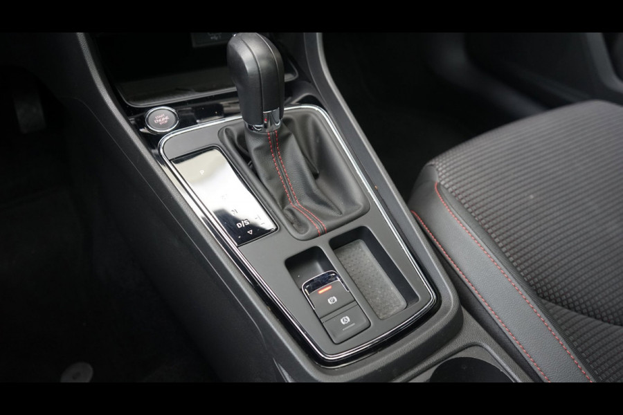 Seat Leon ST 2.0 TSI FR Ultimate Black Edition AUTOMAAT|ACC|AMBIANCE|BEATS|CAMERA|KEYLESS|MODE|PANORAMA|TREKHAAK|VIRTUEEL