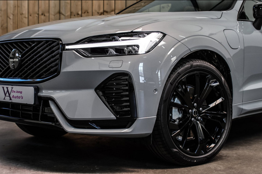 Volvo XC60 2.0 T8 Plug-in hybrid AWD Ultra Black Edition *B&W*Pano*Massage*Luchtvering*