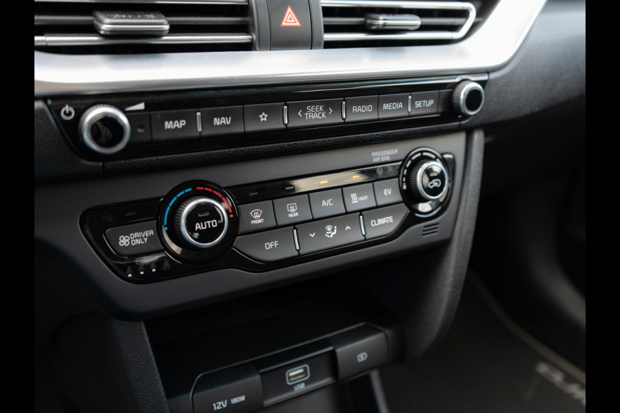 Kia e-Niro DynamicPlusLine 64 kWh | Achteruitrijcamera |Stoel en stuurverwarming |