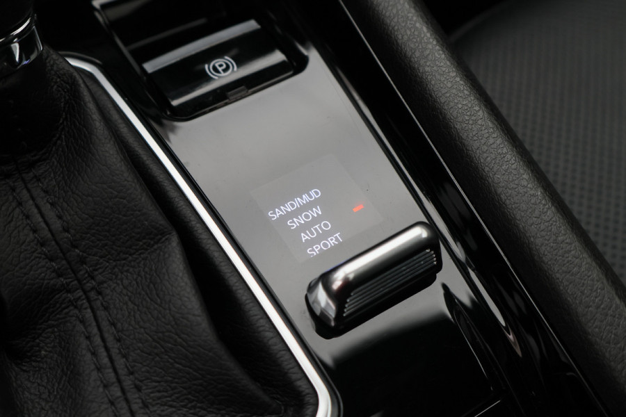 Jeep Compass 4xe 240 Plug-in Hybrid Electric S 360° Camera, Panoramadak, Apple Carplay, ACC, Keyless, LED, 19''