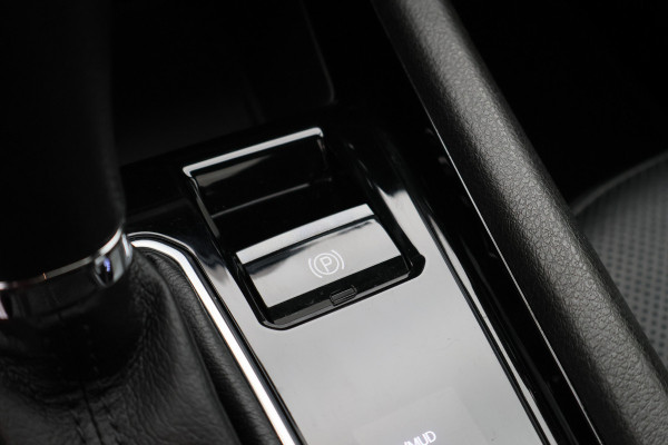 Jeep Compass 4xe 240 Plug-in Hybrid Electric S 360° Camera, Panoramadak, Apple Carplay, ACC, Keyless, LED, 19''