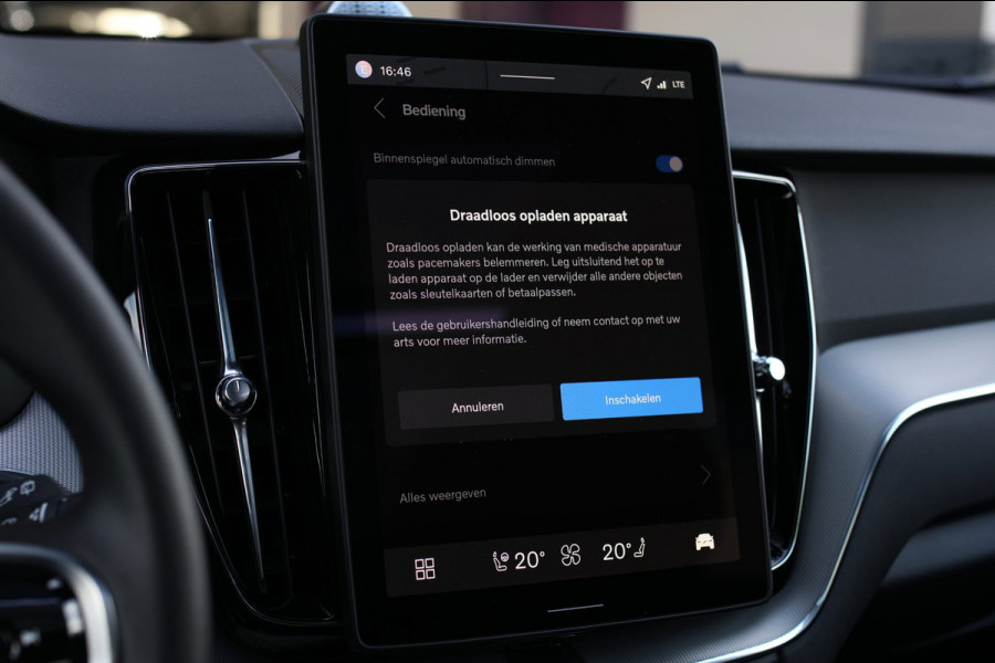 Volvo XC60 2.0 T8 Plug-in hybrid AWD Ultra Black Edition *B&W*Pano*Massage*Luchtvering*