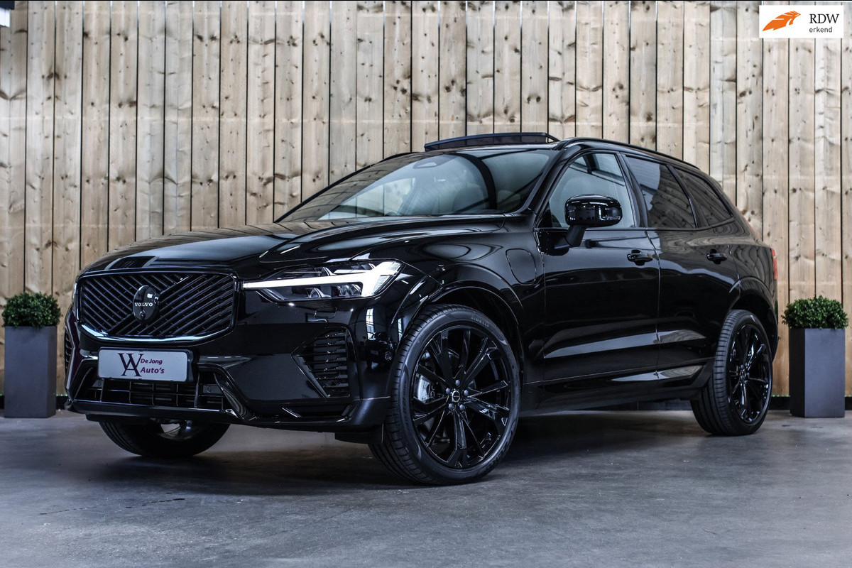 Volvo XC60 2.0 T8 Plug-in hybrid AWD Ultra Black Edition *B&W*Pano*Massage*Luchtvering*