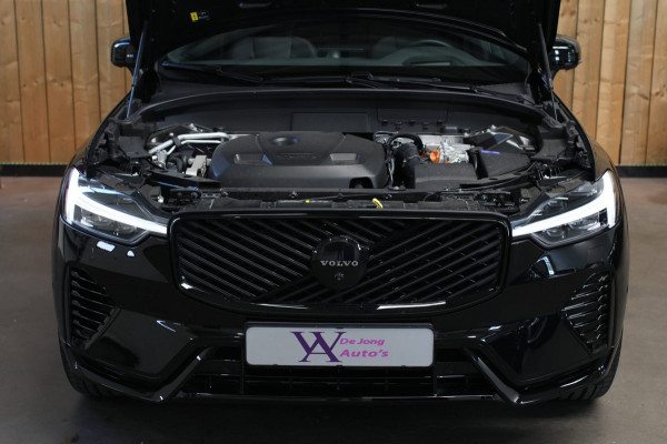 Volvo XC60 2.0 T8 Plug-in hybrid AWD Ultra Black Edition *B&W*Pano*Massage*Luchtvering*