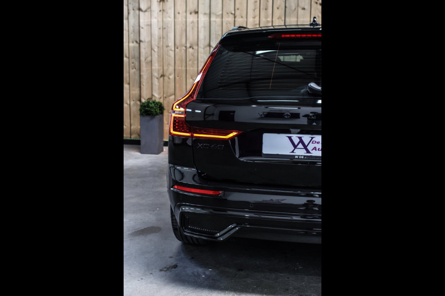 Volvo XC60 2.0 T8 Plug-in hybrid AWD Ultra Black Edition *B&W*Pano*Massage*Luchtvering*