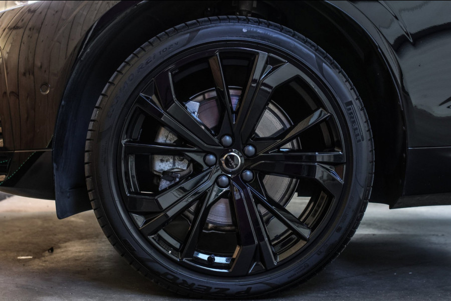 Volvo XC60 2.0 T8 Plug-in hybrid AWD Ultra Black Edition *B&W*Pano*Massage*Luchtvering*