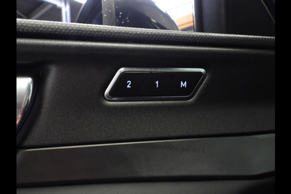 Lynk & Co 01 1.5 PHEV BlackLine STUURVERW./360CAM/SCHUIFDAK/LED/20"LMV!