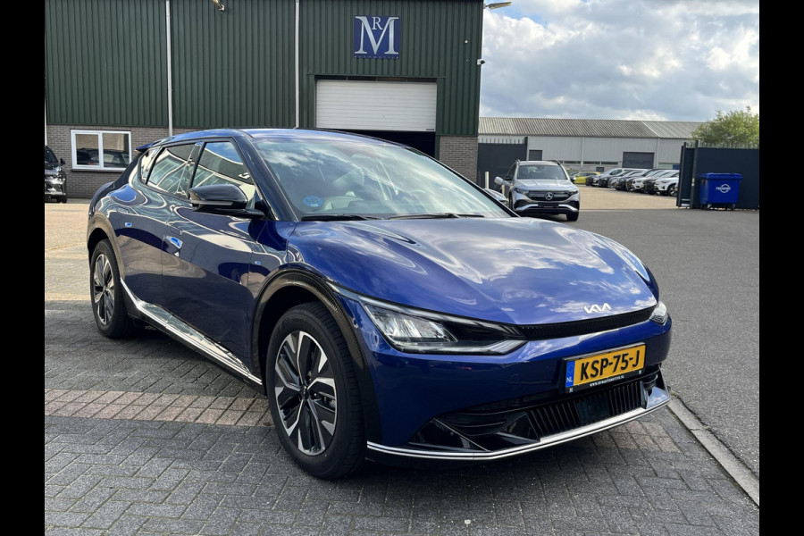 Kia Ev6 Light 77.4 kWh SOH 100% | 3.000KM UNIEKE KM-STAND | KIA DEALER ONDERHOUDEN | 1E EIGENAAR | LEDEREN BEKLEDING | CAMERA | ADAPTIVE CRUISE | KIA GARANTIE TOT 10-2030 | BTW VERREKENBAAR