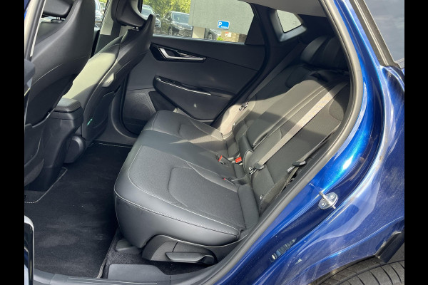 Kia Ev6 Light 77.4 kWh SOH 100% | 3.000KM UNIEKE KM-STAND | KIA DEALER ONDERHOUDEN | 1E EIGENAAR | LEDEREN BEKLEDING | CAMERA | ADAPTIVE CRUISE | KIA GARANTIE TOT 10-2030 | BTW VERREKENBAAR