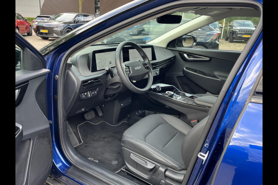 Kia Ev6 Light 77.4 kWh SOH 100% | 3.000KM UNIEKE KM-STAND | KIA DEALER ONDERHOUDEN | 1E EIGENAAR | LEDEREN BEKLEDING | CAMERA | ADAPTIVE CRUISE | KIA GARANTIE TOT 10-2030 | BTW VERREKENBAAR