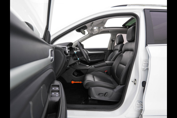 MG ZS EV Luxury 45 kWh {SoH-87%} (INCL-BTW) Aut. *PANO | LEATHER | CCS-FASTLOADER | KEYLESS | NAVI-FULLMAP | ADAPTIVE-CRUISE | CAMERA | HEATED-SPORTSEATS | CARPLAY | BLINDSPOT | DAB | LANE-ASSIST | 17''ALU*