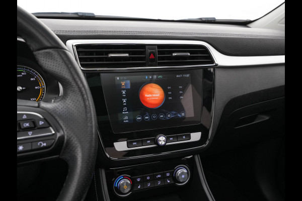 MG ZS EV Luxury 45 kWh {SoH-87%} (INCL-BTW) Aut. *PANO | LEATHER | CCS-FASTLOADER | KEYLESS | NAVI-FULLMAP | ADAPTIVE-CRUISE | CAMERA | HEATED-SPORTSEATS | CARPLAY | BLINDSPOT | DAB | LANE-ASSIST | 17''ALU*