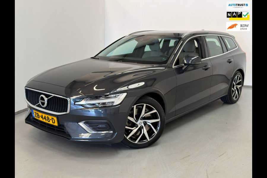 Volvo V60 2.0 T5 Momentum / NL-auto / Leder / CarPlay / Trekhaak