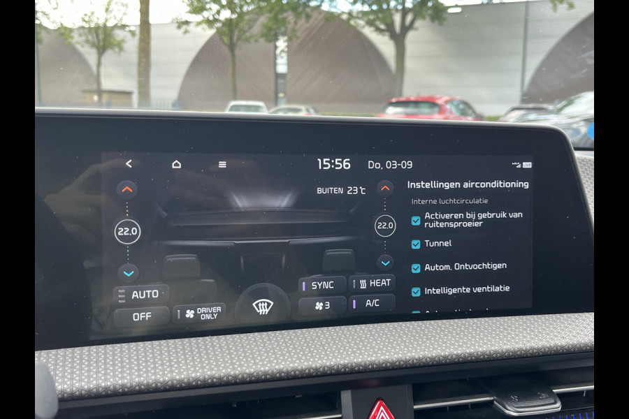 Kia Ev6 Light 77.4 kWh SOH 100% | TREKHAAK | KIA DEALER ONDERHOUDEN | 1E EIGENAAR | LEDEREN BEKLEDING | CAMERA | ADAPTIVE CRUISE | KIA GARANTIE TOT 10-2030 | BTW VERREKENBAAR