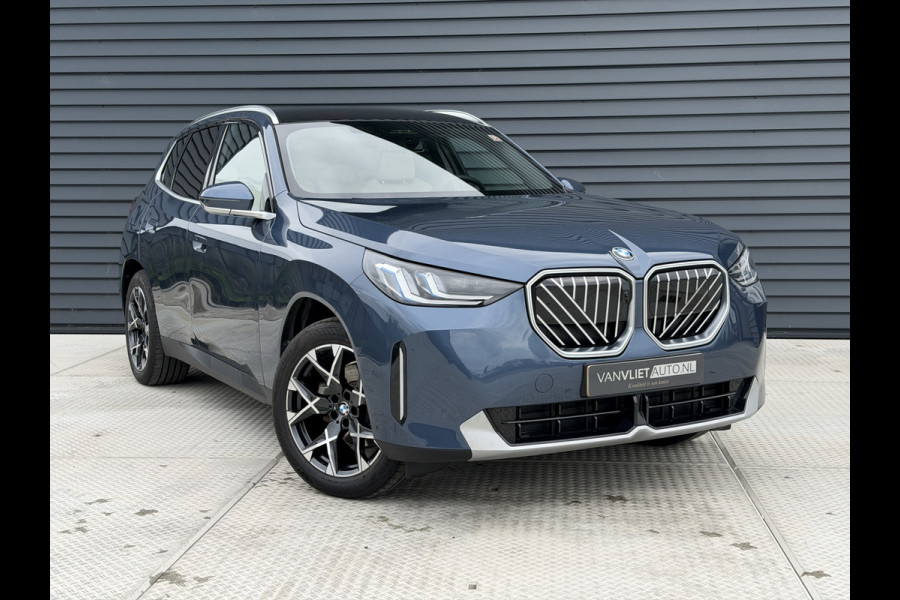 BMW X3 30e xDrive | Panorama dak | Head-Up | 360 Camera | Harman Kardon