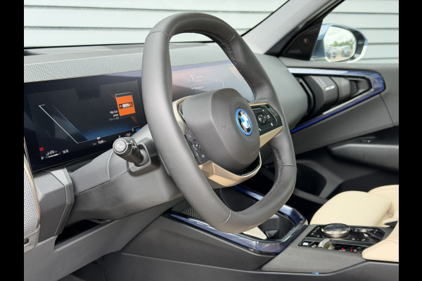 BMW X3 30e xDrive | Panorama dak | Head-Up | 360 Camera | Harman Kardon