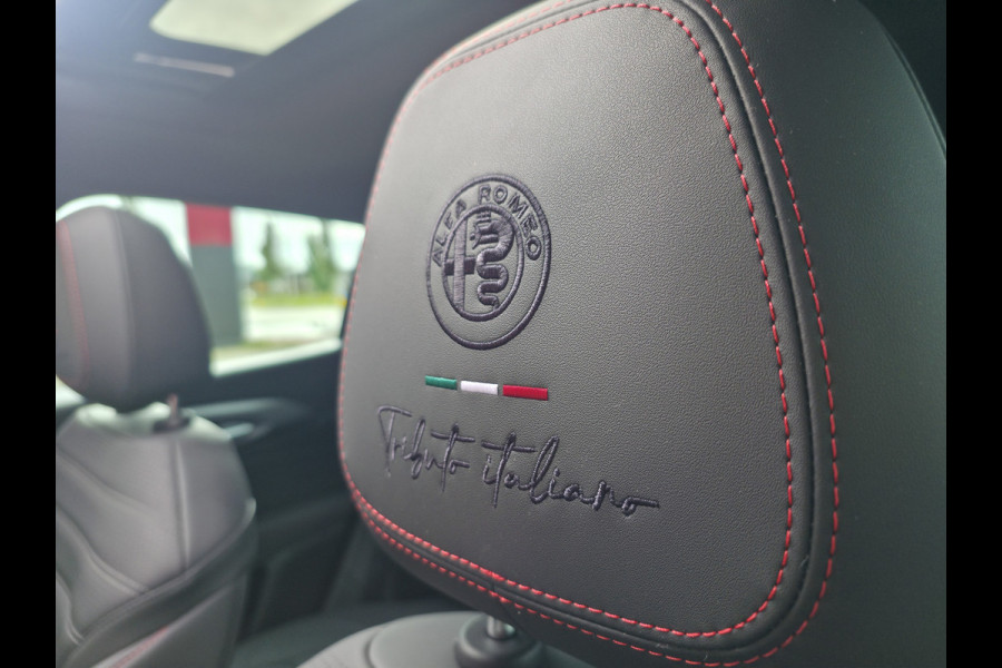 Alfa Romeo Tonale 1.3T PHEV 280PK Tributo Italiano | Panorama-dak | Camera 360 | Leer