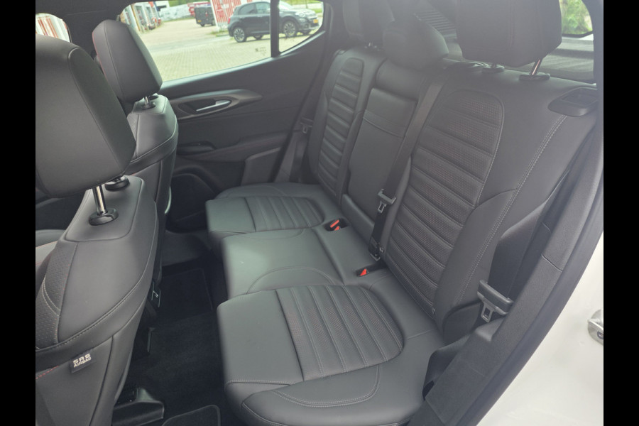 Alfa Romeo Tonale 1.3T PHEV 280PK Tributo Italiano | Panorama-dak | Camera 360 | Leer