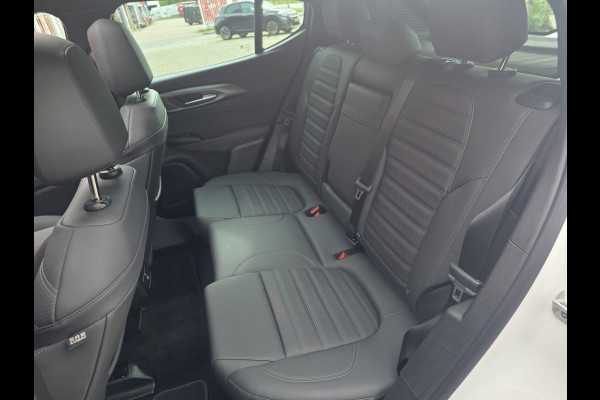 Alfa Romeo Tonale 1.3T PHEV 280PK Tributo Italiano | Panorama-dak | Camera 360 | Leer