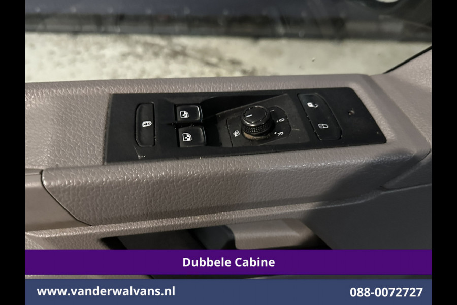 Volkswagen Transporter 2.0 TDI 150pk 4Motion L2H1 Dubbele Cabine Euro6 Airco | 5-Zits | Apple Carplay | Cruisecontrol | Omvormer Android Auto, 2500kg Trekhaak, Leder, Parkeersensoren, Achterklep