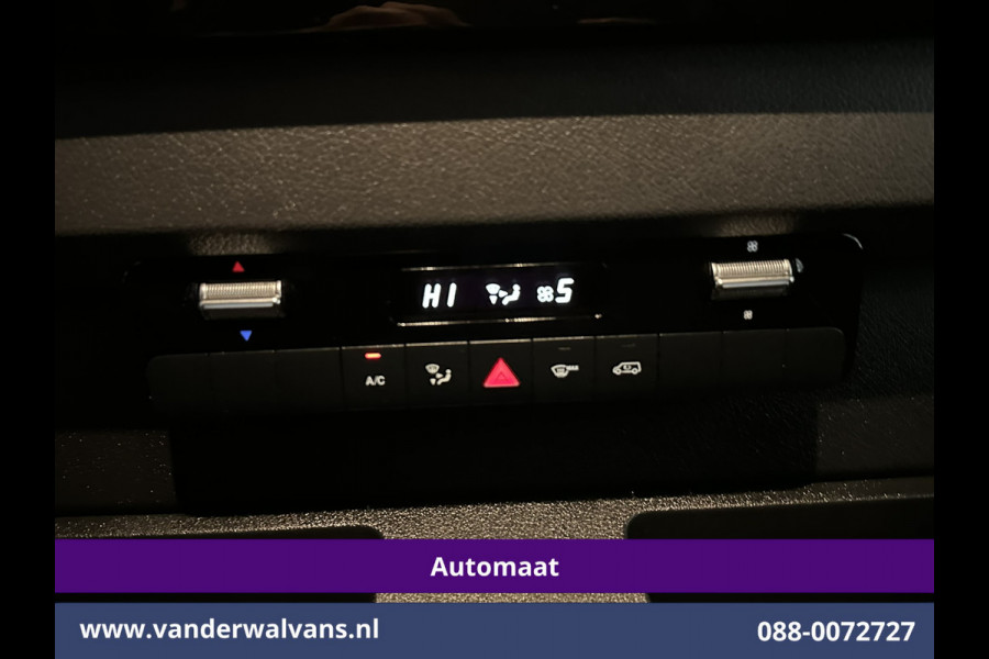 Mercedes-Benz Sprinter 317 CDI 170pk 9G-Tronic Automaat L2H2 Euro6 Airco | Camera | Navigatie | LED | Adaptieve Cruisecontrol Chauffeursstoel, Stoelverwarming, Parkeersensoren, Bijrijdersbank, 3500kg trekgewicht mogelijk!