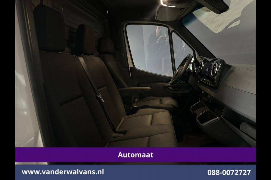Mercedes-Benz Sprinter 317 CDI 170pk 9G-Tronic Automaat L2H2 Euro6 Airco | Camera | Navigatie | LED | Adaptieve Cruisecontrol Chauffeursstoel, Stoelverwarming, Parkeersensoren, Bijrijdersbank, 3500kg trekgewicht mogelijk!