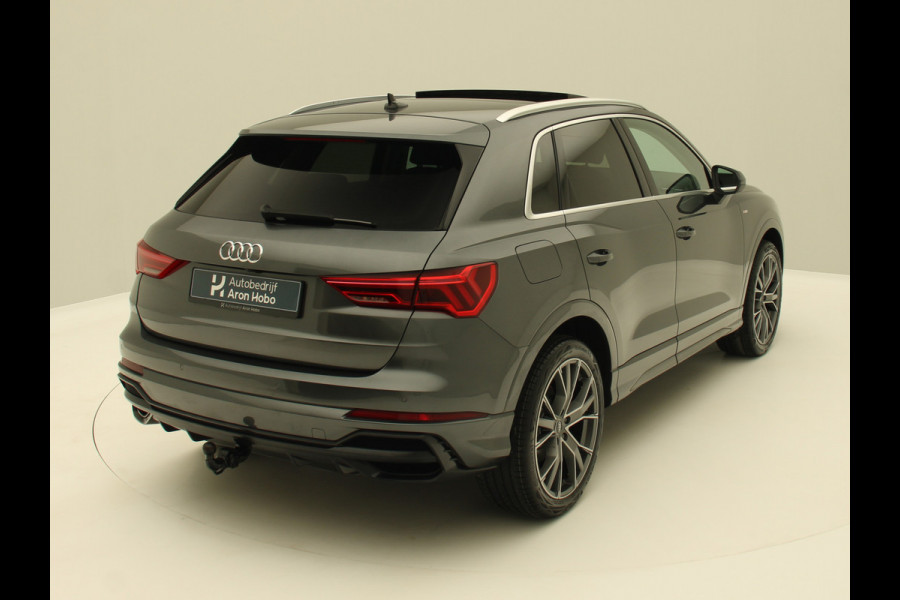 Audi Q3 35 TDI S-Line Pano, Trekhaak, Keyless, ACC