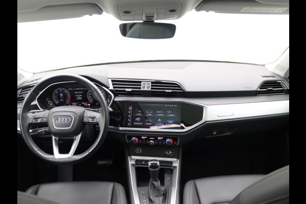 Audi Q3 35 TDI S-Line Pano, Trekhaak, Keyless, ACC