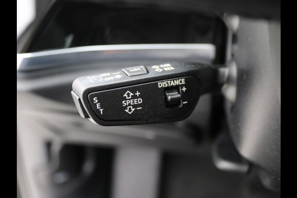 Audi Q3 35 TDI S-Line Pano, Trekhaak, Keyless, ACC