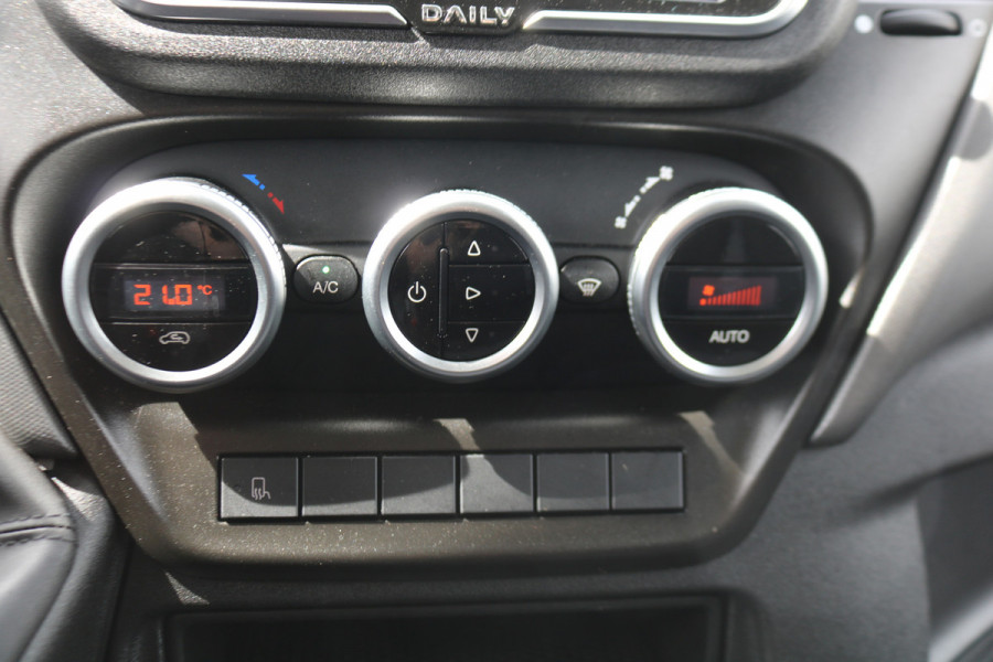 Iveco Daily 35S18 3.0 Automaat Bakwagen met Laadklep