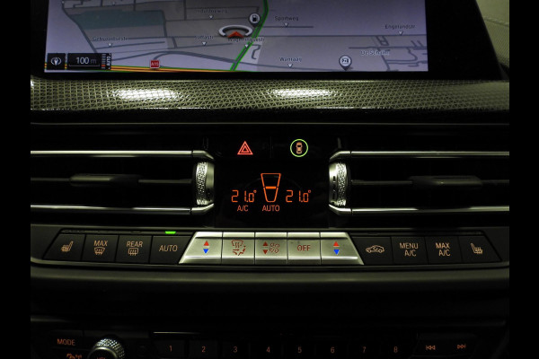 BMW 1-serie 118i Aut. Intro Sport Line VOL LEER/NAVI/CAMERA/LED/18"LMV!