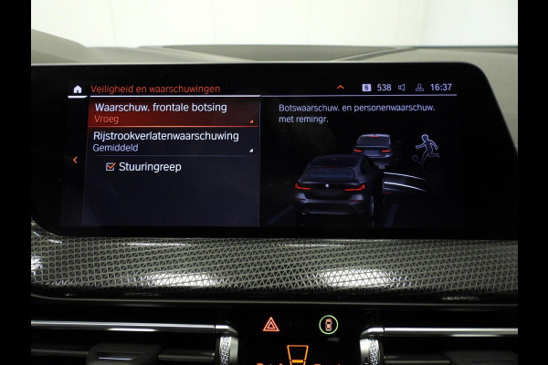 BMW 1-serie 118i Aut. Intro Sport Line VOL LEER/NAVI/CAMERA/LED/18"LMV!