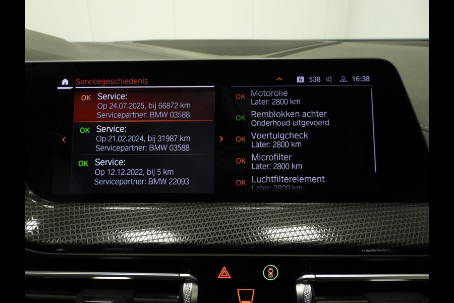BMW 1-serie 118i Aut. Intro Sport Line VOL LEER/NAVI/CAMERA/LED/18"LMV!