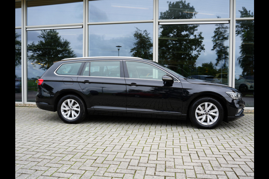 Volkswagen Passat Variant 1.5 TSI Business | Voorruit verwarmbaar en warmtewerend | LED | Draadloze telefoonlader |