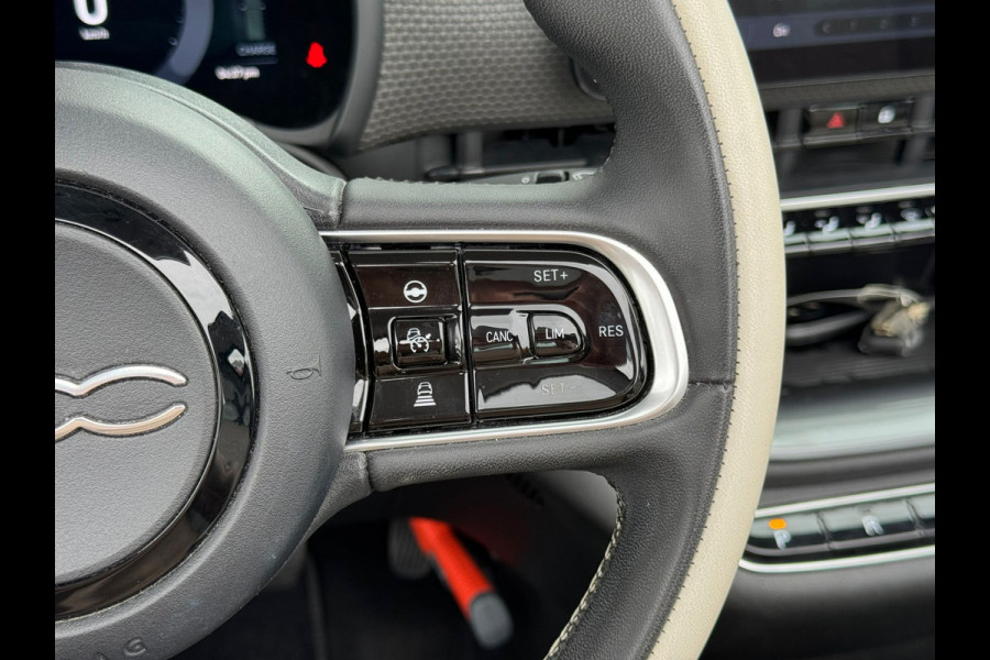 Fiat 500C La Prima 42 kWh | ACC | Apple Carplay/Android Auto
