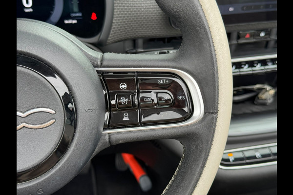Fiat 500C La Prima 42 kWh | ACC | Apple Carplay/Android Auto