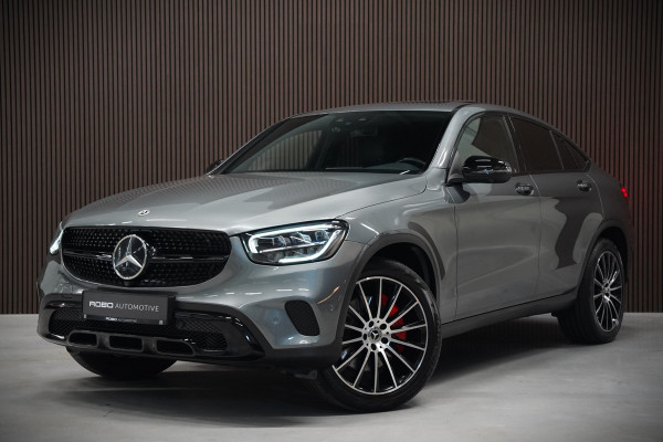 Mercedes-Benz GLC Coupé 300e 4MATIC Premium Plus | Panoramadak | Stuurverwarming | Stoelverwarming | Head-Up Display | Massage | Memory Seats | Luchtvering | Keyless | 360 Camera | Leer | Ambiance Verlichting | Trekhaak | Apple Carplay | Na