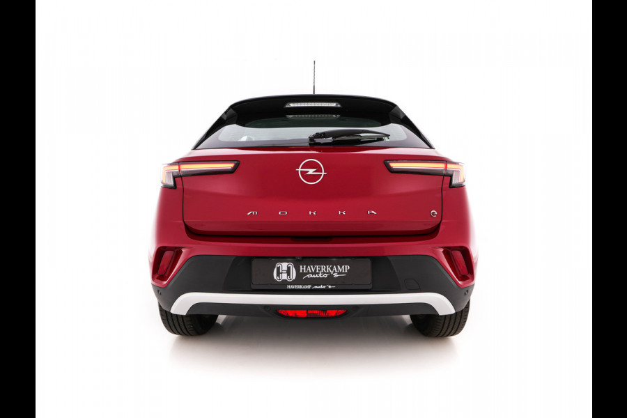 Opel Mokka-e Business Elegance 50-kWh (3-Fase-11kw) {SoH-100%} *HEATPUMP | MICROFIBRE | DIGI-COCKPIT | FULL-LED | CAMERA | HEATED-COMFORTSEATS | CCS-FASTLOADER | KEYLESS | DAB+ | ECC | CRUISE | AMBIENTLIGHT | CARPLAY | 16''ALU*