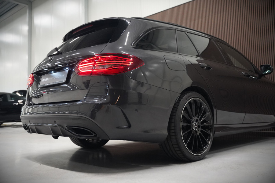 Mercedes-Benz C-Klasse Estate 300 e Business Solution AMG | Panoramadak | Stoelverwarming | 360 Camera | Dodehoekdetectie | Cruise Control | Apple Carplay | Navigatie | Trekhaak | DAB | Ambiance Verlichting | Multibeam | SOH 89,49%