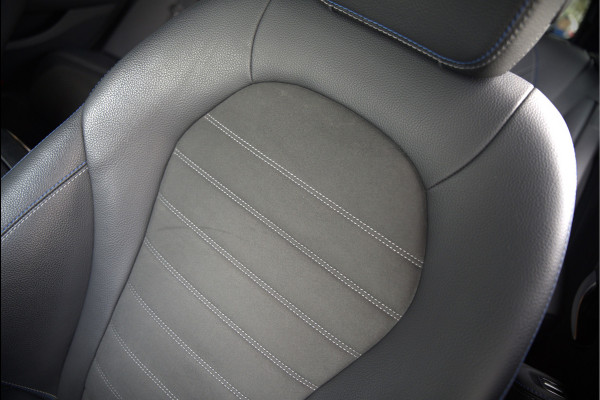 Mercedes-Benz C-Klasse Estate 300 e Business Solution AMG | Panoramadak | Stoelverwarming | 360 Camera | Dodehoekdetectie | Cruise Control | Apple Carplay | Navigatie | Trekhaak | DAB | Ambiance Verlichting | Multibeam | SOH 89,49%